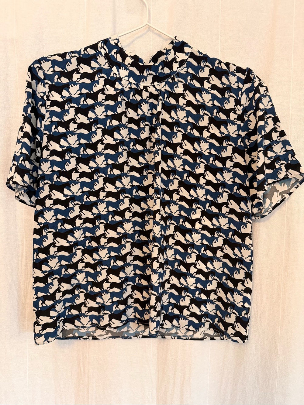Women’s 100% Silk Short-Sleeve Shirt Blouse Top Horse pattern equestrian XS